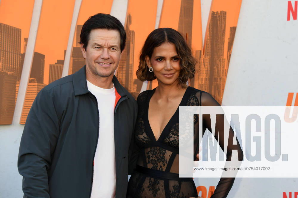 LOS ANGELES, CA - AUGUST 12: Mark Wahlberg and Halle Berry at the LA Premiere of The Union on August 12, 2024 at the Egyptian Theater in Los Angeles, California on August 12, 2024.