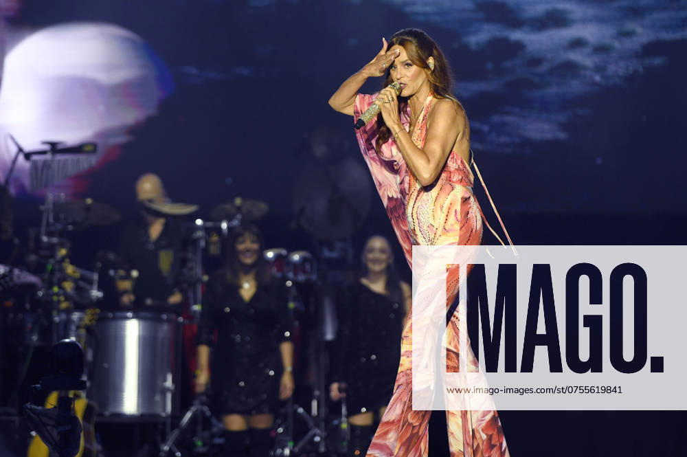 Andrea Berg live at the Schlager Sommernacht at the Open R Festival 2024 in the Almased Arena Uelzen, 18 08 2024 Foto:xC.xNiehausx xFuturexImagex open_r_4928