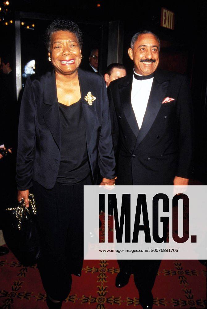 IMAGO ICONS: Maya Angelou Sept. 28, 2007 - THE PREMIERE OF GHOSTS OF MISSISSIPPI AT THE ZIEGFELD THEATRE NEW YORK CITY 12-08-1996.MAYA ANGELOU. KELLY JORDAN- - ZUMAg49_ 20070928_gaf_g118_159