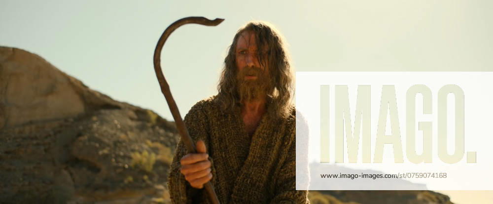 Daniel Weyman Los Angeles.CA.USA. Daniel Weyman in a scene in (C) Amazon Prime TV series, The Lord of the Rings: The Rings of Power. Season 2. S2E2 LMK112-020924-002 Showrunners: J. D. Payne and Patrick McKay Set in the Second Age of The Lord of the Rings story this sees the forging of the rings and the rise of the Dark Lord Sauron. Arranged against him are Elves, Dwarves, Men and Hobbits. Supplied by LMKMEDIA. Editorial Only. Landmark Media is not the copyright owner of these Film or TV stills but provides a service only for recognised Media outlets.