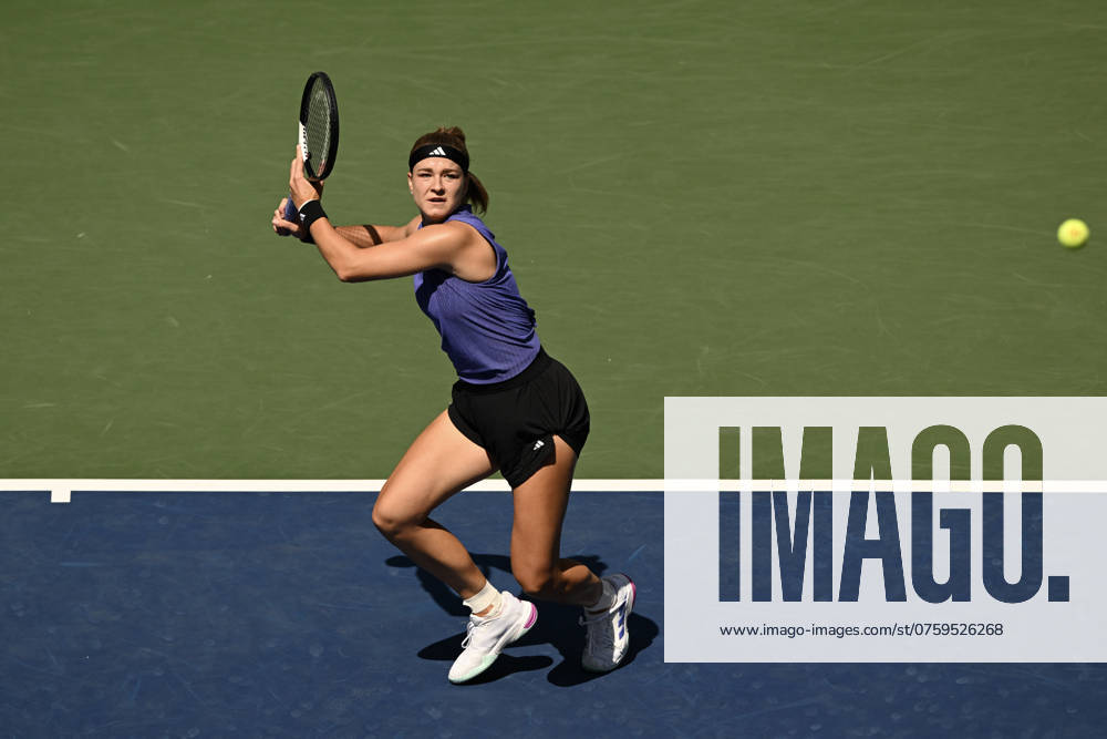 Czech tennis player Karolina Muchova advances to the semifinal of the US Open tennis tournament when she defeated Beatriz Haddad Maia of Brazil, in New York, USA, on September 4, 2024. (CTKxPhoto MartinxSidorjak) CTKPhotoF202409040038401 CTKPhotoF202409040038401