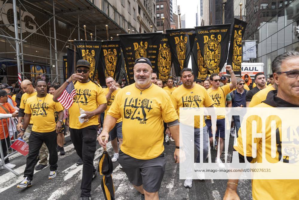 Atmosphere during New York City Labor Day parade on Fifth Avenue in Manhattan. New York United States - ZUMAr339 20240907_znp_r339_010