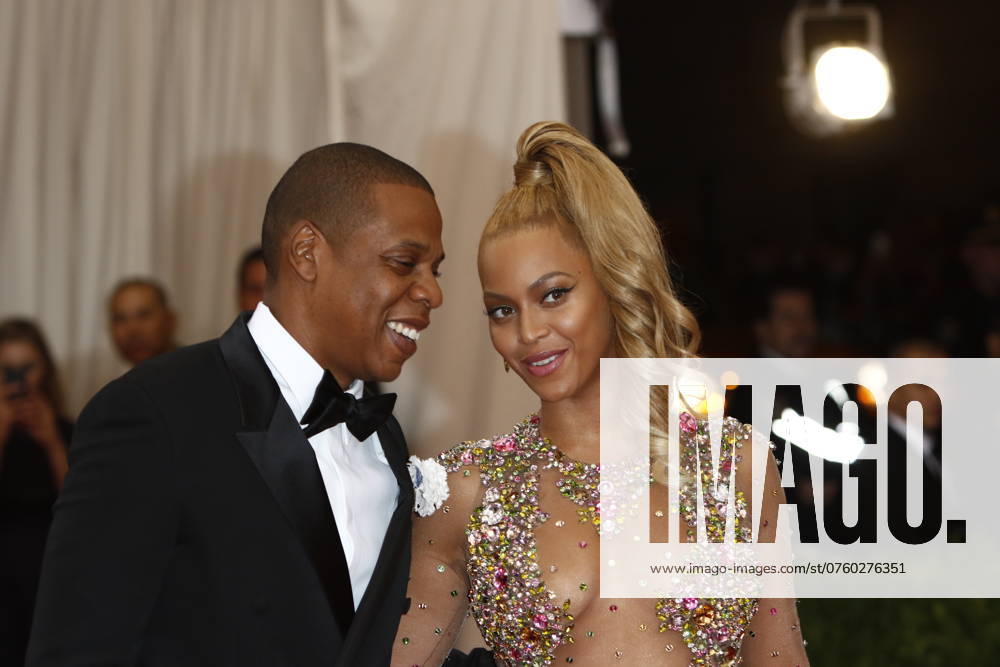 Beyonce Knowles and Jay Z attend the 2015 Costume Institute Gala Benefit celebrating the exhibition China: Through the Looking Glass at The Metropolitan Museum of Art in New York, USA, on 04 May 2015. Photo: HB00171