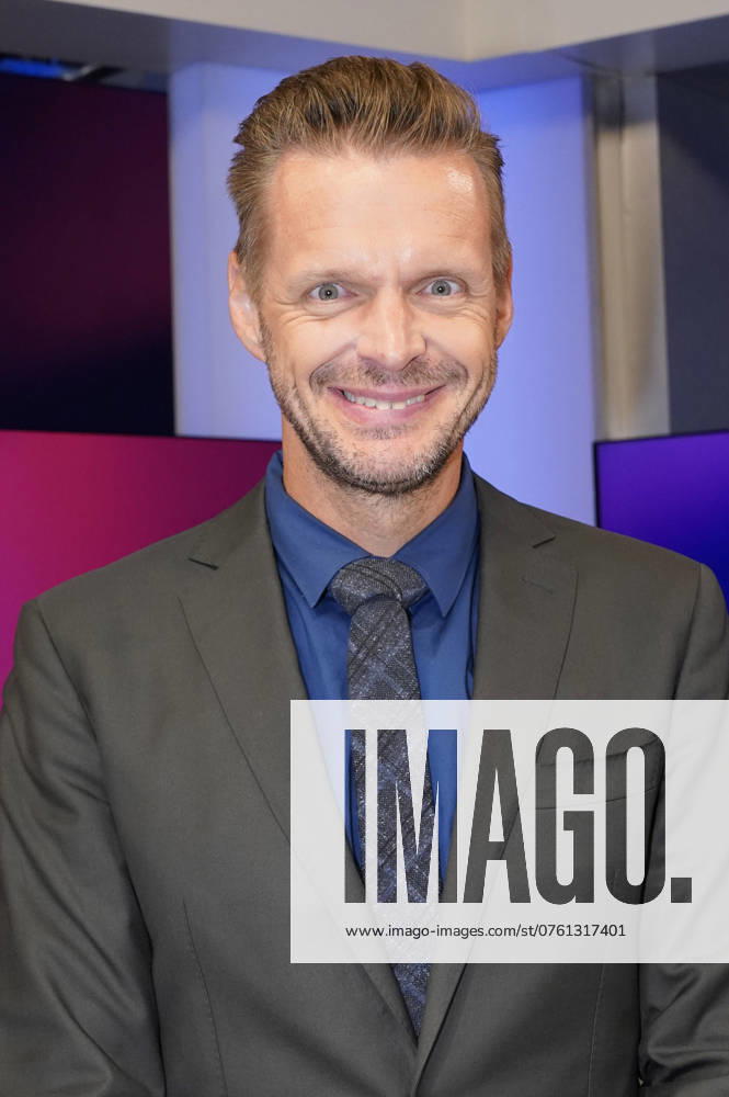 Florian Schroeder on the ARD talk show maischberger in Studio Berlin Adlershof Berlin, 10 09 2024 Foto:xT.xBartillax xFuturexImagex maischberger1009_4909