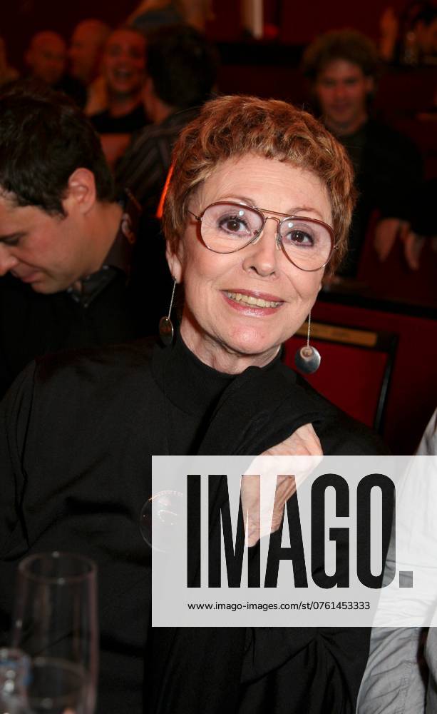 Vienna 16 09 2006 SIMPL Prem Zwischen Allen Stühlen Caterina VALENTE