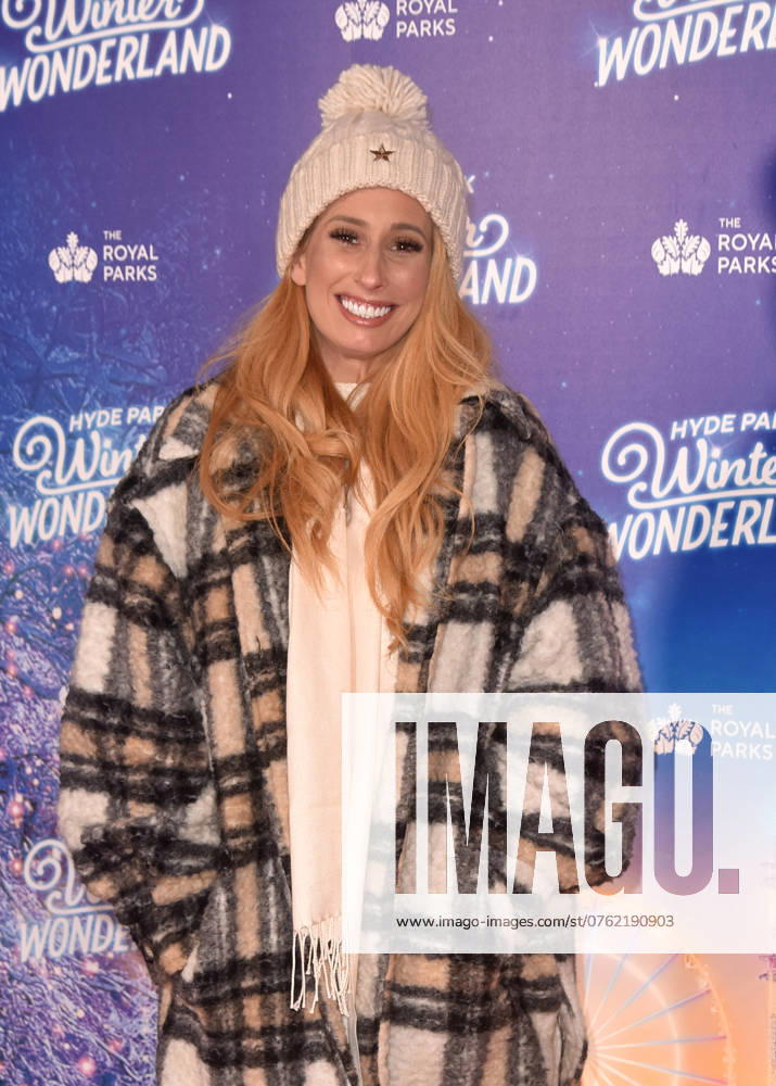 Stacey Solomon attends the Hyde Park Winter Wonderland Preview Night 2022 in London, England. UK. Thursday 17th November 2022. -