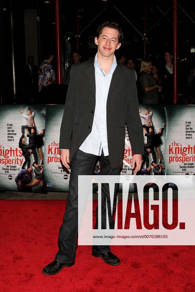 Sept. 14, 2006 - New York, New York, U.S. - ABC PREMIERE OF THE KNIGHTS OF PROSPERITY AT THE NEW YORK TELEVISION FESTIVAL.DGA THEATERE-NYC- 09 14 06.JOSH GRISETTI. - - 2006..I1146JZ - ZUMAz24_ 20060914_gaf_z24_014
