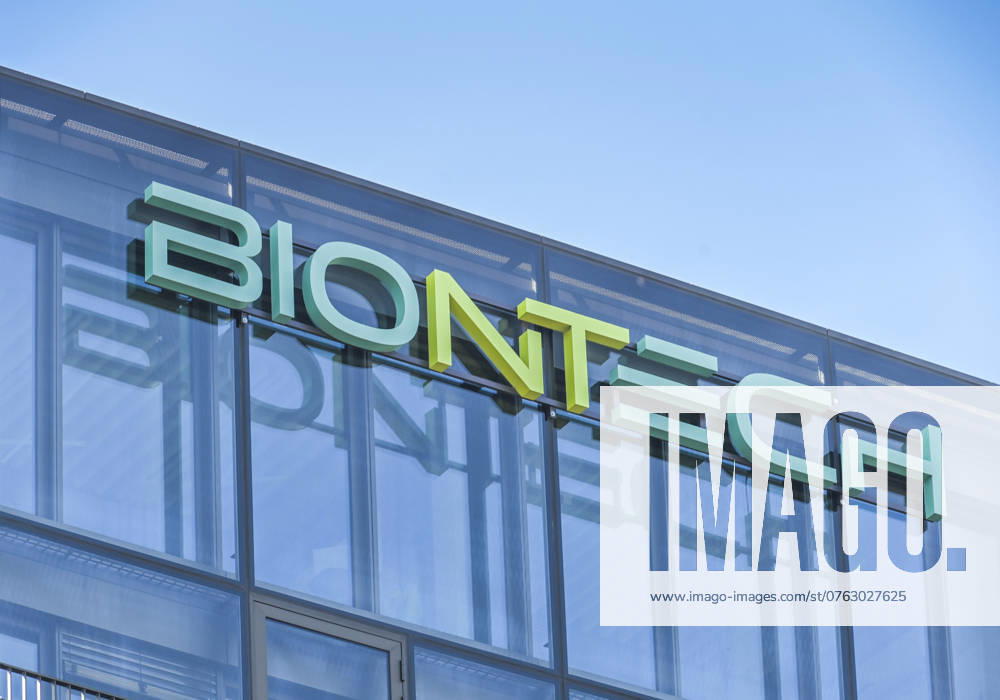 Biontech, VoltAir office and commercial building complex, Alexanderstrasse, Mitte, Berlin, Germany