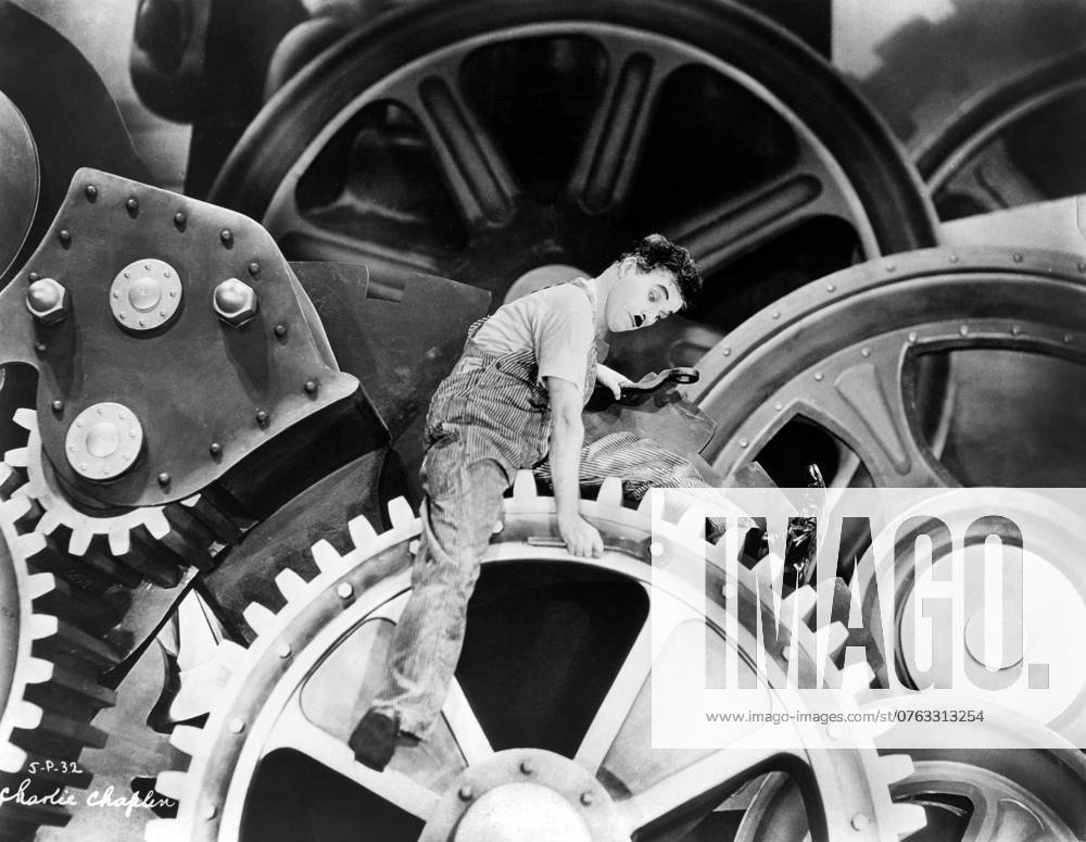 Archivbilder der Woche KW38 Charles Chaplin, on-set of the Film Modern Times?, 1936