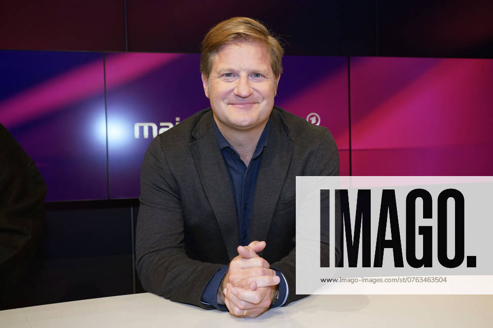 Michael Bröcker on the ARD talk show maischberger in Studio Berlin Adlershof Berlin, 17 09 2024 Foto:xT.xBartillax xFuturexImagex maischberger1709_4917