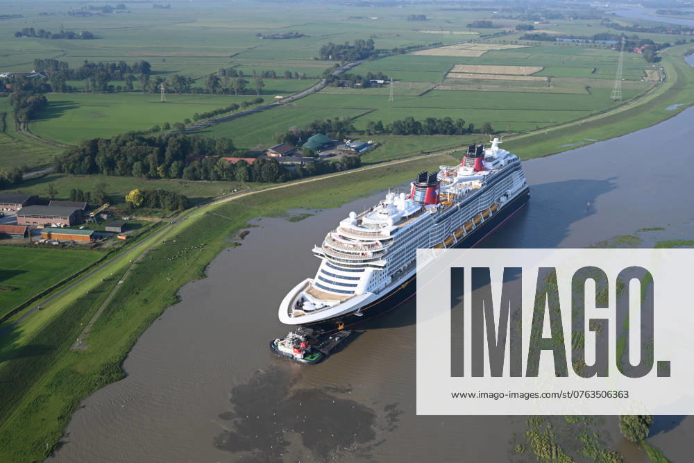 Meyer Werft transfers new cruise ship Disney Treasure The newly built cruise ship Disney Treasure has left the Meyer Werft shipyard and is being towed across the Ems by tugboats The shipyard began this morning with the transfer of the approximately 340 meter long cruise ship across the Ems from Papenburg to Eemshaven Papenburg Lower Saxony Germany