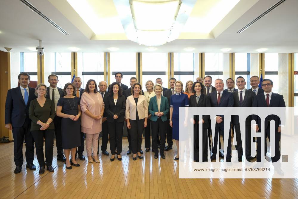 - President welcomes new European Commissioners - 18 09 2024 - Belgium Brussels Brussels - Group photo of the new European Commission. The new European Commissioners were welcomed today by Commission President Ursula Von Der Leyen. NicolasxLandemardx Pictorium LePictorium_0297405