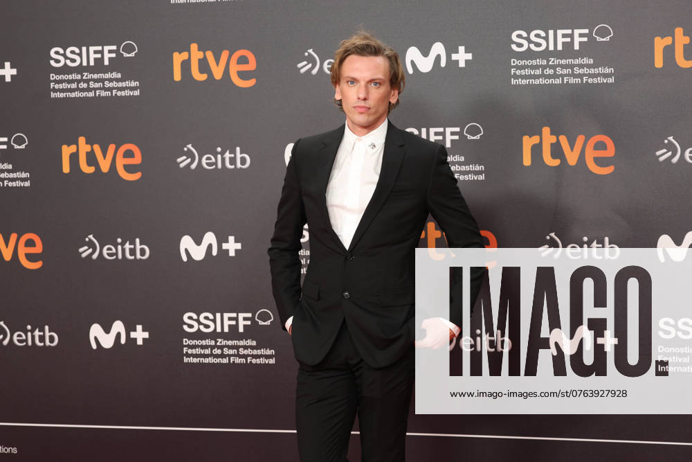 Inauguration of the San Sebastian Film Festival 2024 Jamie Campbell Bower at the photocall of the opening of the 72nd San Sebastian Film Festival on September 20, 2024 in San Sebastian Spain FAMOUS CINEMA SAN SEBASTIAN FILM FESTIVAL FESTIVAL EVENT PHOTOCALL Raú San Sebastian San Sebastian San Sebastian Spain