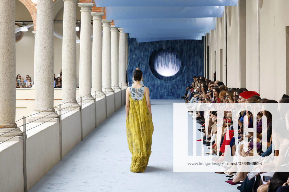 Hui Ready to wear spring summer 2025 MILAN september 2024 Hui Ready to wear spring summer 2025 MILAN september 2024, Credit:Zeppelin Avalon