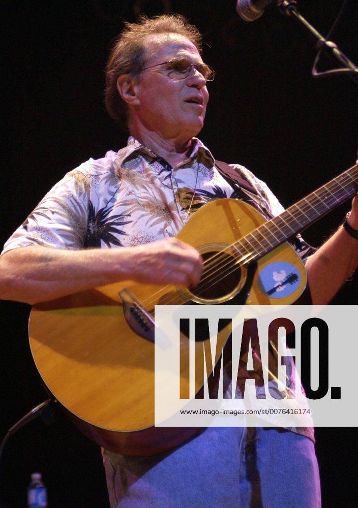 Jul 02, 2006; Myrtle Beach, SC, USA; Musician COUNTRY JOE McDONALD performs live as his 2006 tour makes a stop at Barefoot Landing located in Myrtle Beach. Mandatory - ZUMAm78_ 20060702_mkh_m78_883