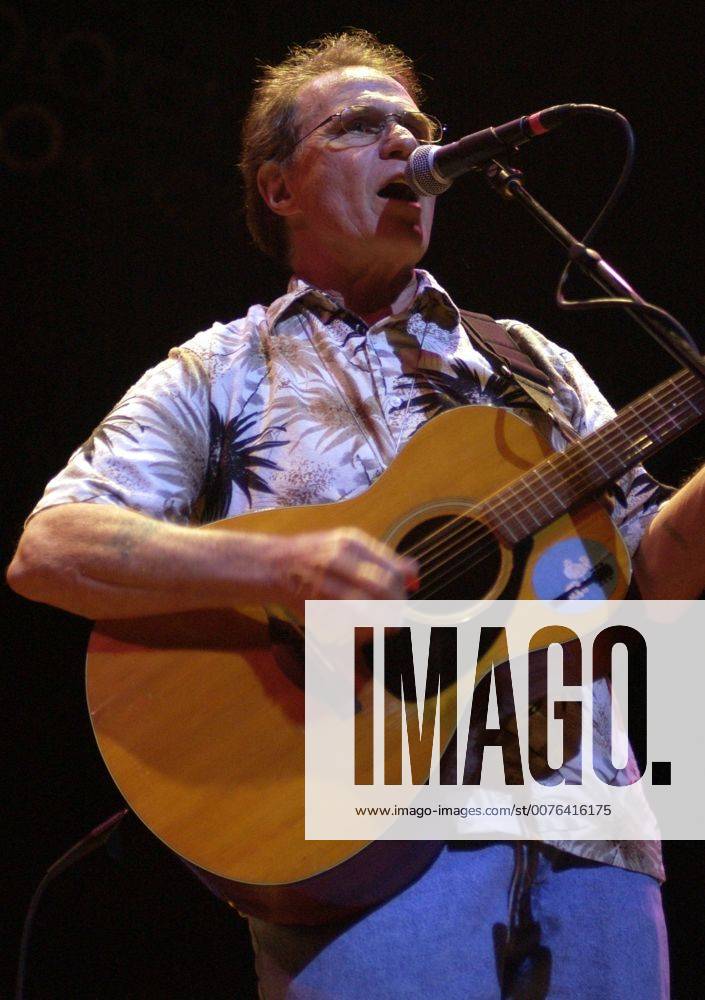 Jul 02, 2006; Myrtle Beach, SC, USA; Musician COUNTRY JOE McDONALD performs live as his 2006 tour makes a stop at Barefoot Landing located in Myrtle Beach. Mandatory - ZUMAm78_ 20060702_mkh_m78_884