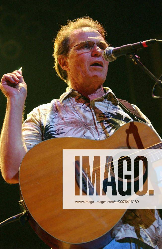 Jul 02, 2006; Myrtle Beach, SC, USA; Musician COUNTRY JOE McDONALD performs live as his 2006 tour makes a stop at Barefoot Landing located in Myrtle Beach. Mandatory - ZUMAm78_ 20060702_mkh_m78_890