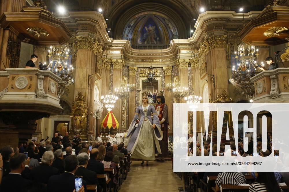Barcelona celebrates the mass of La Mercè 2024 Two giants during the mass of La Mercè, in the Basilica of La Mercè, on September 24, 2024, in Barcelona, Catalonia Spain The mass is held as part of the celebrations of the Festes de la Mercè, Barcelonas main festival Today, September 24, is celebrated the day of the Virgin of Mercy, patron saint of Barcelona The festival lasts about a week and takes place in various public spaces in the city 24 SEPTEMBER 2024 Kike Rincó Barcelona Catalunya Barcelona Catalunya Espana