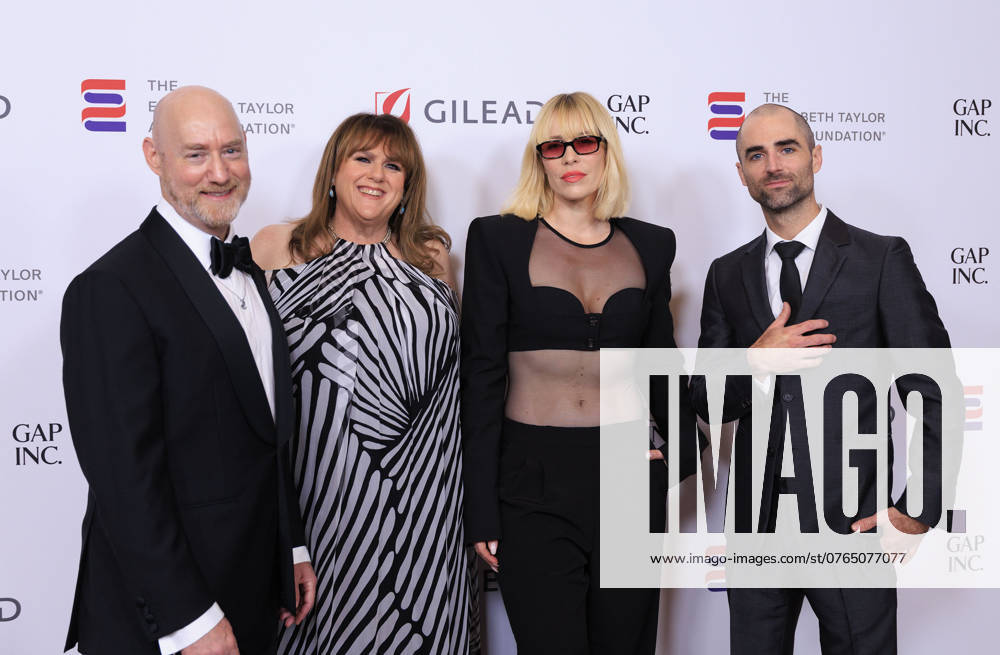 Tim Mendelson, Barbara Berkowitz, Natasha Bedingfield and Quinn Tivey (L-R) on the red carpet of the Elizabeth Taylor Ball to End AIDS on Thursday September 26, 2024 at the Beverly Hills Hotel in Beverly Hills, California. ARIANA RUIZ PI Beverly Hills U.S - ZUMAp124 20240926_zaa_p124_011