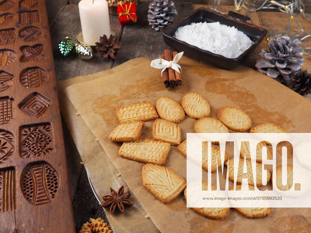 Christmas time, Spekulatius cookies baking, Advent time, Christmas baking, seasonal food RECORD DATE NOT STATED