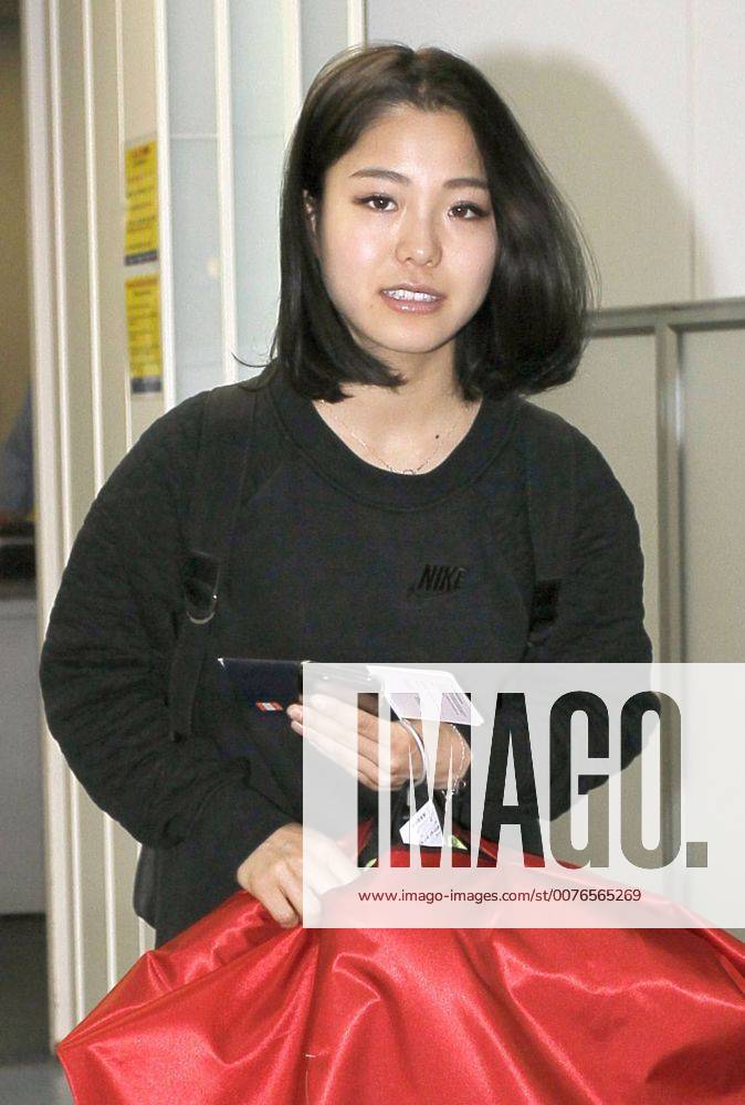 Ski jumping: Takanashi leaves for Europe hoping to regain form Japanese ski jumper Sara Takanashi is pictured at Tokyo s Haneda airport on Jan. 25, 2017, before leaving for Europe for World Cup events. The 49-time winner on the World Cup circuit is determined to regain her form after four straight events without a win.