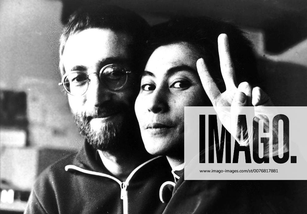 Dec 08, 2005; Jutland, DENMARK; Today marks the 25th anniversary of the death of JOHN WINSTON LENNON. He was born on Oct. 9th, 1940 in Liverpool and was best known as a singer, songwriter, poet and guitarist for The Beatles. He is recognized as one of the greatest musical icons of the 20th century. On the evening of Dec. 8th, 1980, in New York City, deranged fan Mark David Chapman shot Lennon 4 times in the back and shoulder. Despite extensive resuscitative efforts, Lennon died of shock and blood loss at the age of 40. PICTURED: January 24th, 1970; Jutland, DENMARK; JOHN LENNON (1940-1980) and YOKO ONO taken by Anthony Cox, Yoko s former husband. Mandatory - ZUMAz05_ 20051208_sim_z05_445