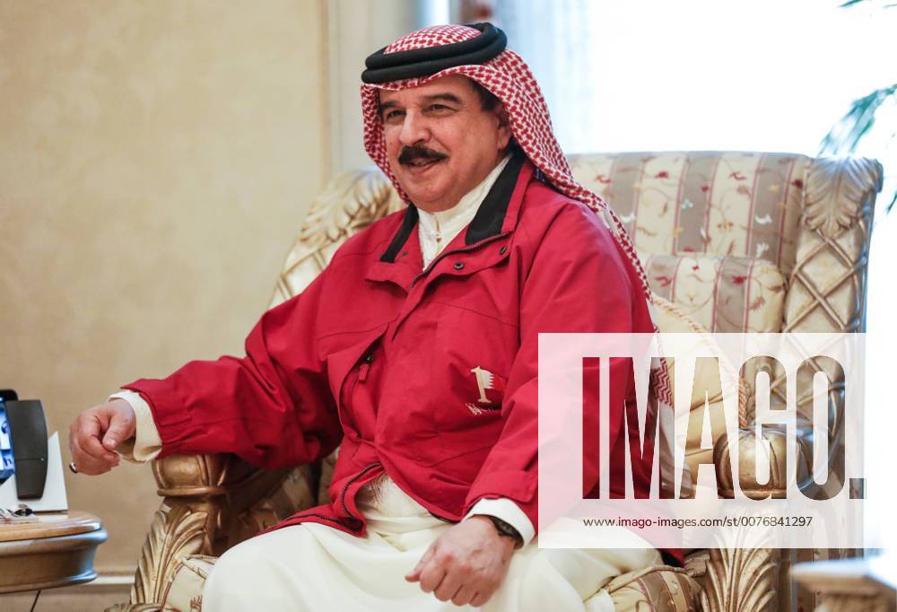 ABU DHABI, UNITED ARAB EMIRATES: King Hamad bin Isa Al Khalifa of Bahrain at a meeting with Russia s Foreign Minister Sergei Lavrov at the Emirates Palace Hotel. Alexander Shcherbak TASS TS03F778