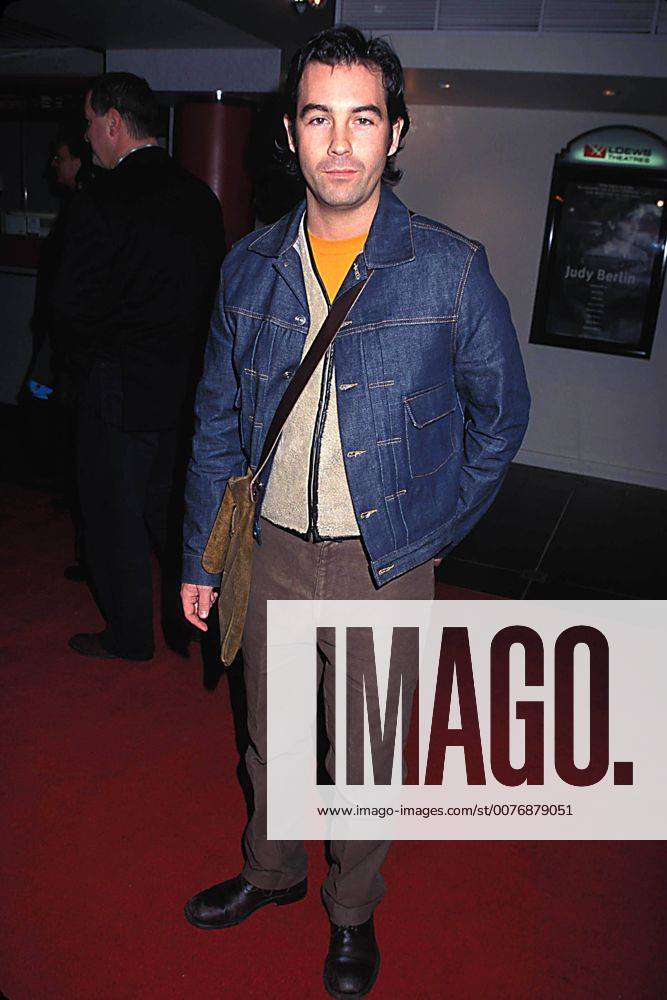 Nov. 9, 2005 - New York, New York, U.S. - K18052HMC.SHOOTING GALLERY FILM SERIES AT LOEWS CINEPLEX ENTERTAINMENT, NEW YORK New York.02-23-2000. - 2000.DUNCAN SHEIK - ZUMAmg1_ 20051109_gaf_mg1_009