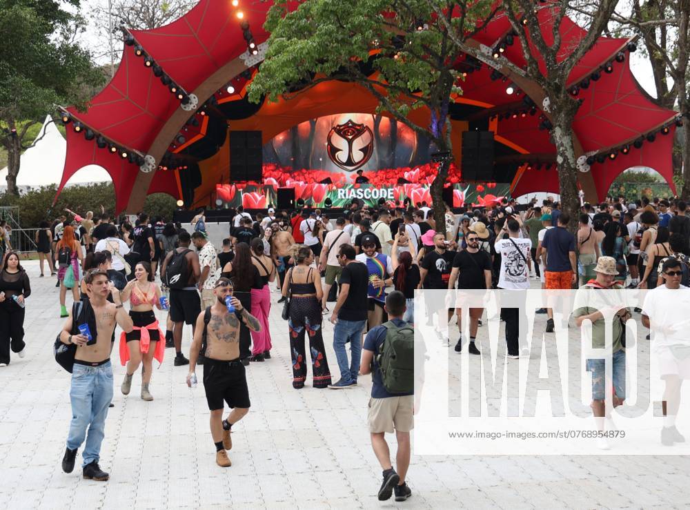 Tomorrowland Brazil 2024 ITU (SP), 10 11 2024 FESTIVAL MUSIC TOMORROWLAND SP View of the Tulip Stage during Tomorrowland Brasil, which starts this Friday, October 11, 2024. The city of Itu is expected to receive more than 100 thousand people this weekend during the Festival, with the theme Adscendo. The festival ends on Sunday, and has 5 stages and more than 150 artists. (Foto: Leco Viana Thenews2 imago images) Tomorrowland Brazil 2024