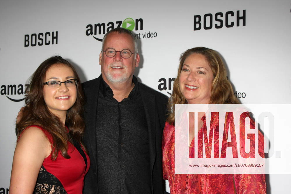 USA - Bosch Amazon Red Carpet Premiere Screening - Los Angeles LOS ANGELES - FEB 3: Callie Connelly, Michael Connelly, Linda McCaleb at the Bosch Amazon Red Carpet Premiere Screening at a ArcLight Hollywood Theaters on February 3, 2015 in Los Angeles, CA Los Angeles CA USA