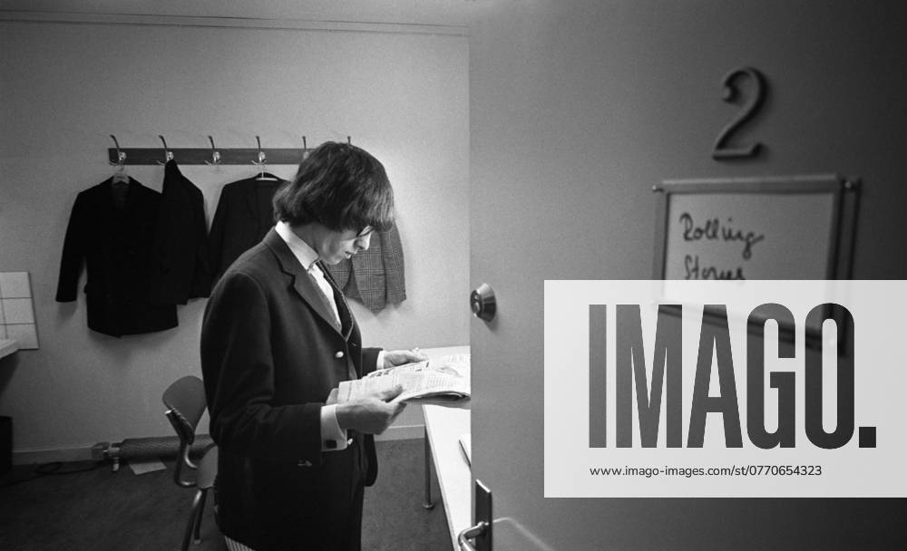 STOCKHOLM 1965 04 THE ROLLING STONES IN SWEDEN 1965 The group played three gigs at the Royal Tennis Hall in Stockholm on April 1 2 and reportedly also made a television recording at Cirkus on April 3, 1965 Loger persons BILL WYMAN sites STOCKHOLM SWEDEN GREAT BRITAIN Stockholm Sweden sp sw