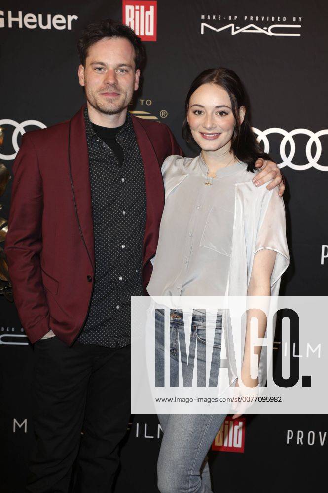 Florian Bartholomäi und Maria Ehrich beim Place To B Pre Berlinale Dinner im Provocateur. Berlin, 07.02.2017 Foto:xS.xGabschx xFuturexImage