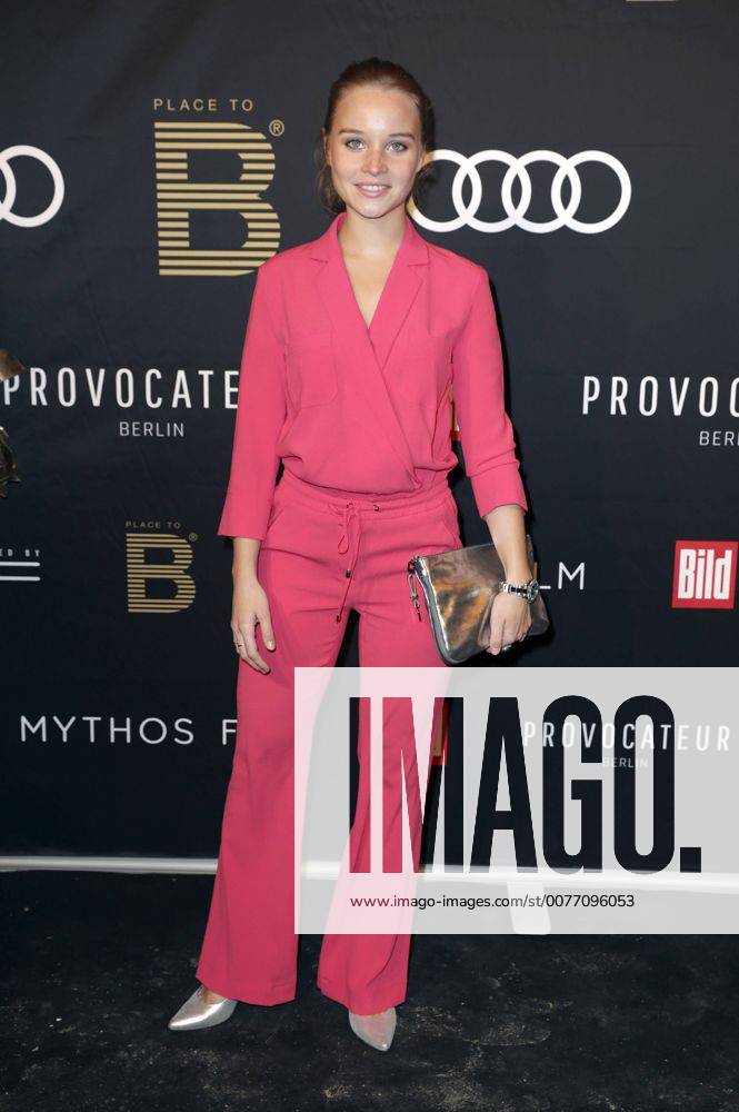 Sonja Gerhardt beim Place To B Pre Berlinale Dinner im Provocateur. Berlin, 07.02.2017 Foto:xS.xGabschx xFuturexImage