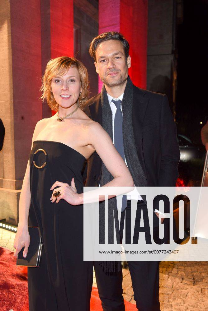 Franziska Weisz mit Ehemann Felix Herzogenrath Berlinale Opening Night by Gala und UFA im Hotel Das Stue in Berlin am 09.02.2017