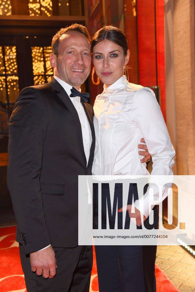 Wotan Wilke Moehring mit Freundin Cosima Lohse Berlinale Opening Night by Gala und UFA im Hotel Das Stue in Berlin am 09.02.2017