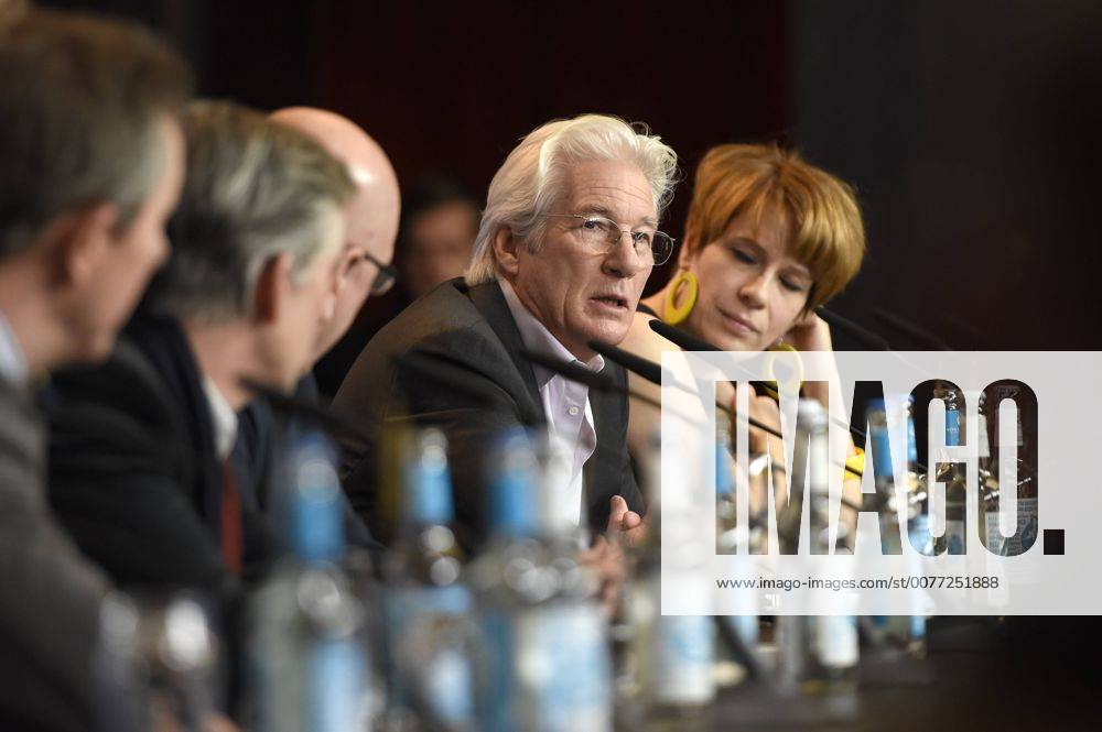 Richard Gere during the The Dinner press conference at the 67th Berlin International Film Festival Berlinale 2017 on February 10, 2017 in Berlin, Germany. Foto:xC.xNiehausx xFuturexImage