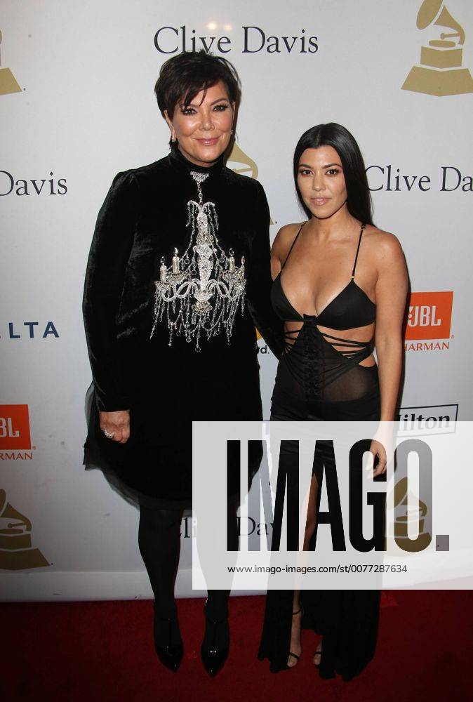 Beverly Hills, CA, United States - 11 February 2016 - Beverly Hills, California - Kris Jenner, Kourtney Kardashian. Pre-GRAMMY Gala and Salute to Industry Icons Honoring Debra Lee held at The Beverly Hilton Hotel. Photo Credit: Faye Sadou AdMedia Beverly Hills United States - ZUMAa123 20170211_zaa_a123_244