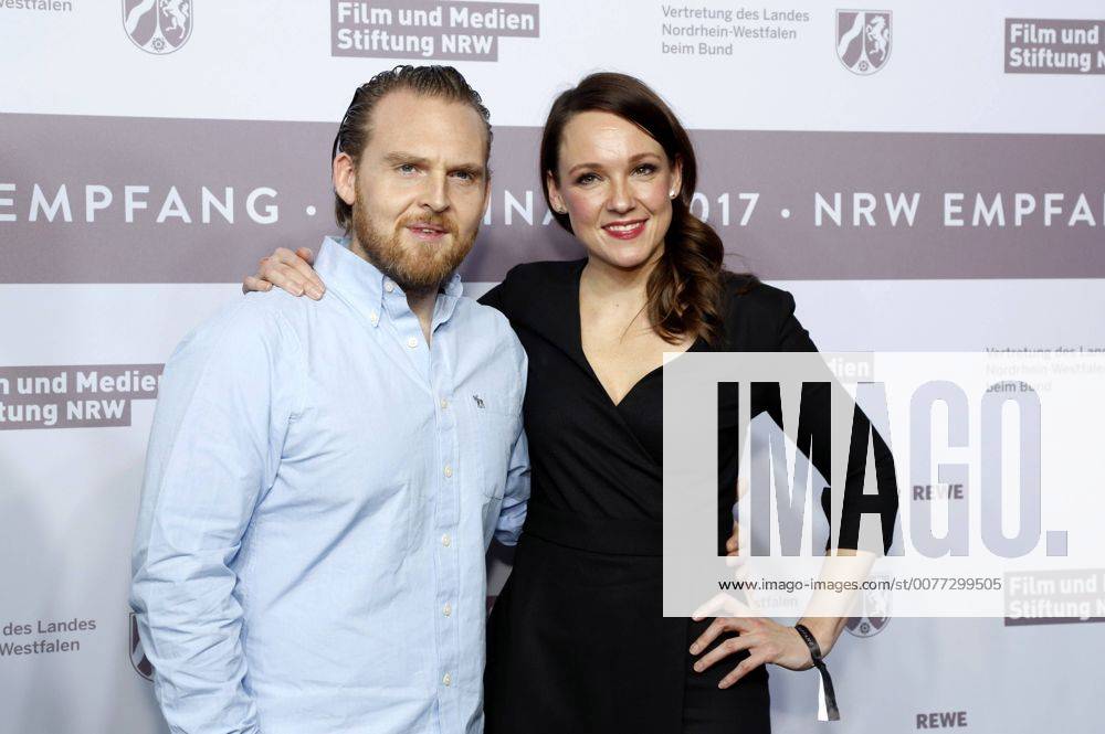 Axel Stein und Carolin Kebekus beim NRW Empfang 2017 während der Berlinale 2017 in der Vertretung des Landes Nordrhein-Westfalen. Berlin, 12.02.2017 Foto:xD.xBedrosianx xFuturexImage