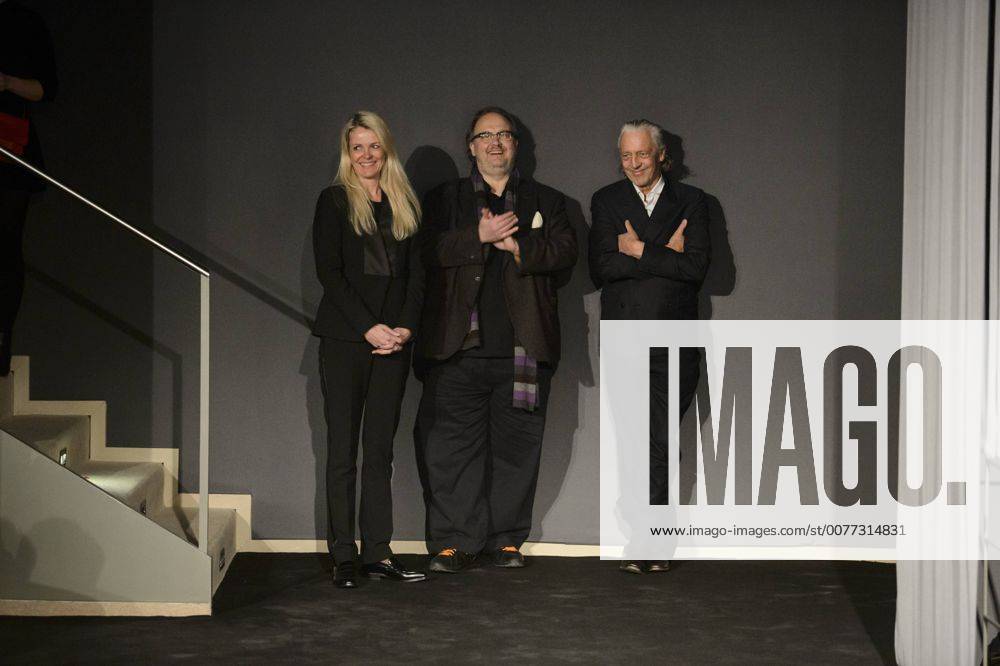 Regisseurin Marieke Schroeder,Christoph Otto (Distributor) und der Barkeeper Charles Schumann (Karl Georg Schuhmann) im Kinosaal des Martin Gropius Bau beim Kulinarischen Kino der Berlinale am 13.02.2017