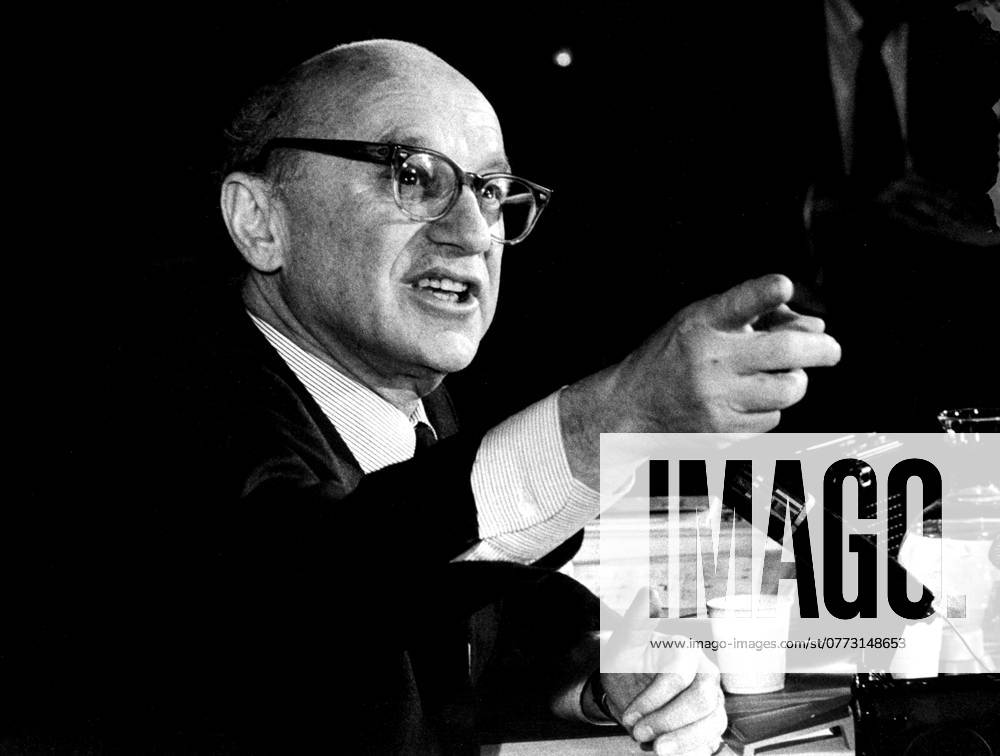 ENGCAP: Nobel Price 1976 Milton Friedman, economy, at a pressconference SVERIGE
