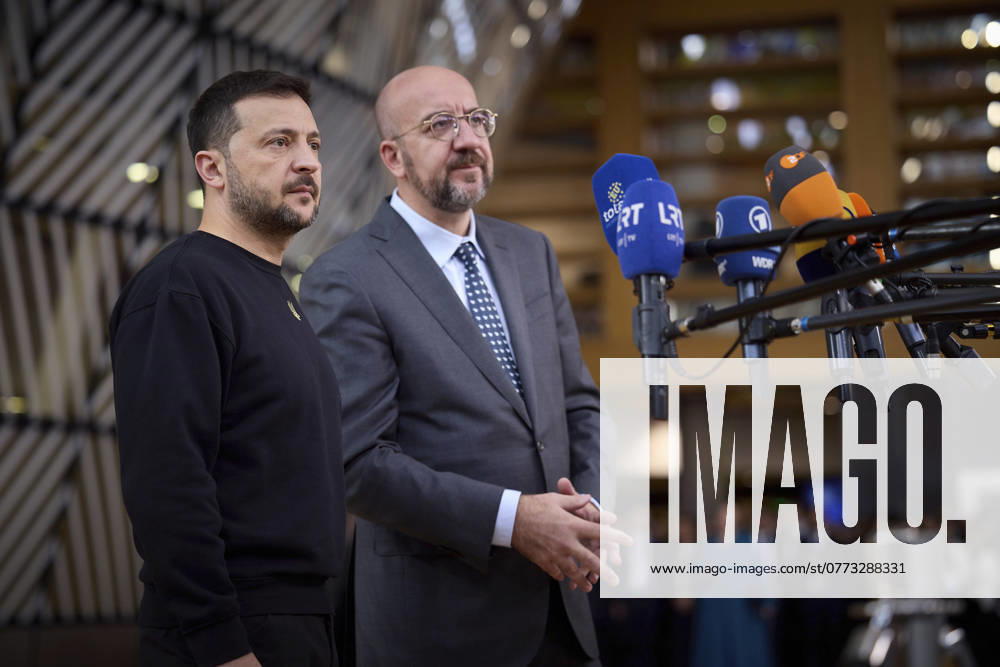 Ukrainian President Volodymyr Zelenskyy, left, and European Council President Charles Michel, right, listen to a question during a brief joint press conference on arrival for the two-day European Council summit, October 17, 2024 in Brussels, Belgium. Brussels Belgium - ZUMAp138 20241017_zaa_p138_002
