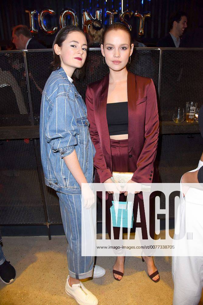 Lea van Acken, Emilia Schuele Young Icons Award im BRLO Brwhouse in Berlin am 14.02.2017