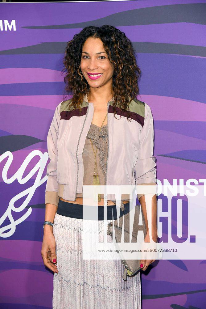 Annabelle Mandeng Young Icons Award im BRLO Brwhouse in Berlin am 14.02.2017