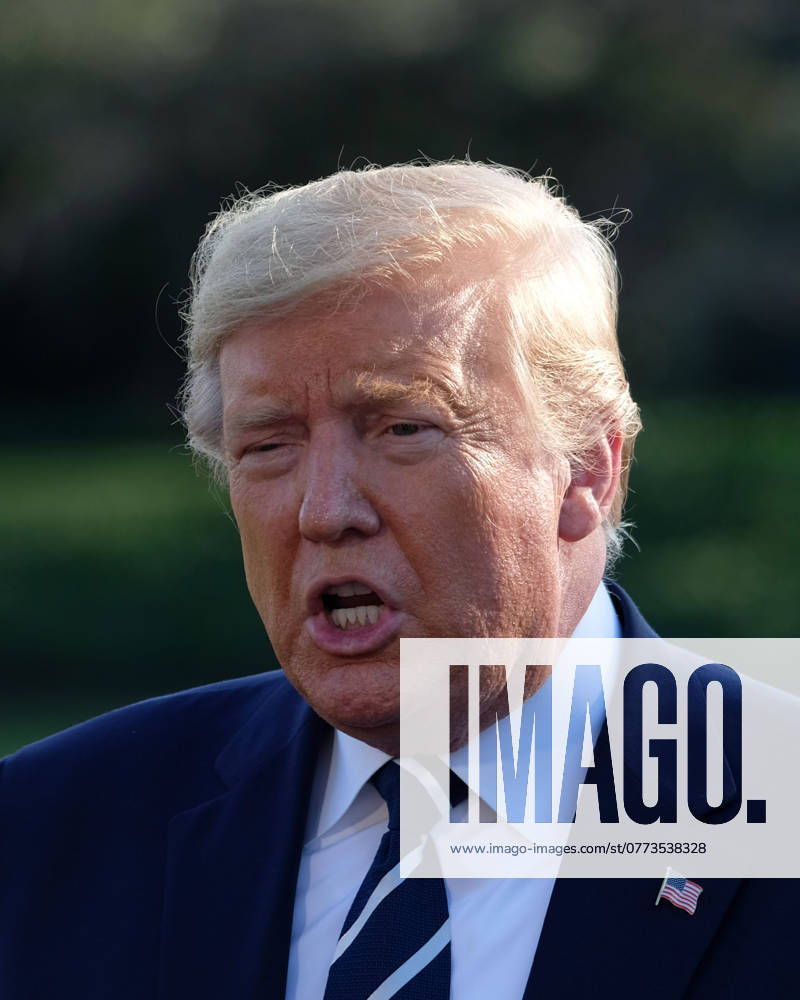 Donald Trump returns to White House United States President Donald J. Trump speaks to members of the media at White House after visiting the National Institute of Health on March 3, 2020. Credit: Alex Wroblewski CNP AdMedia Washington District of Columbia United States of America