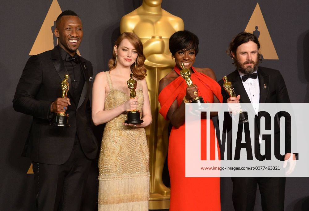 (L-R) Actors Mahersala Ali, winner of the award for Actor in a Supporting Role for Moonlight , Emma Stone, winner of the award for Actress in a Leading Role for La La Land , Viola Davis, winner of the award for Actress in a Supporting Role for Fences , and Casey Affleck, winner of the award for Actor in a Leading Role for Manchester by the Sea appear backstage during the 89th annual Academy Awards at Loews Hollywood Hotel in the Hollywood section of Los Angeles on February 26, 2017. LAP201702261056 JIMxRUYMEN