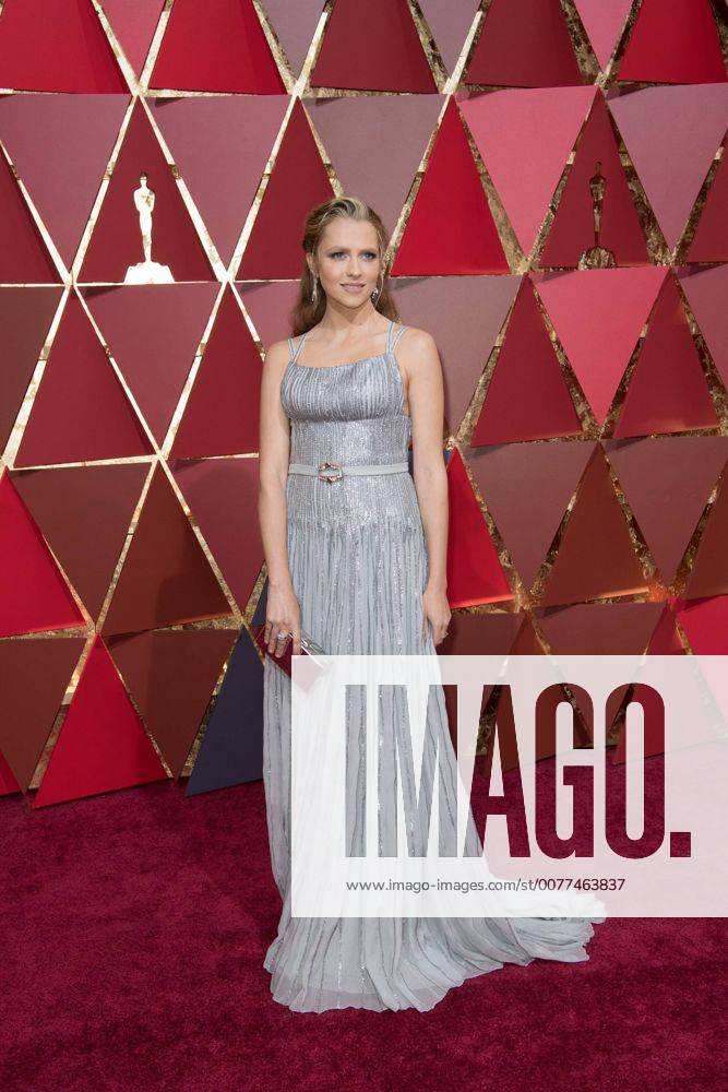 Feb 26, 2017 - Hollywood, California, U.S - TERESA PALMER arrives on the red carpet of The 89th Oscars at the Dolby Theatre in Hollywood, CA on Sunday, February 26, 2017. Hollywood U.S - ZUMAz03_ 20170226_sho_z03_413