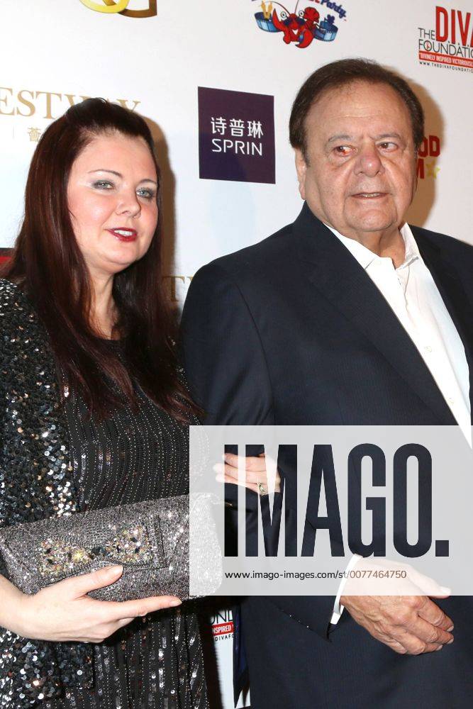 LOS ANGELES - FEB 26: DeeDee Sorvino, Paul Sorvino at the Style Hollywood Oscar Viewing Dinner at Hollywood Museum on February 26, 2017 in Los Angeles, CA