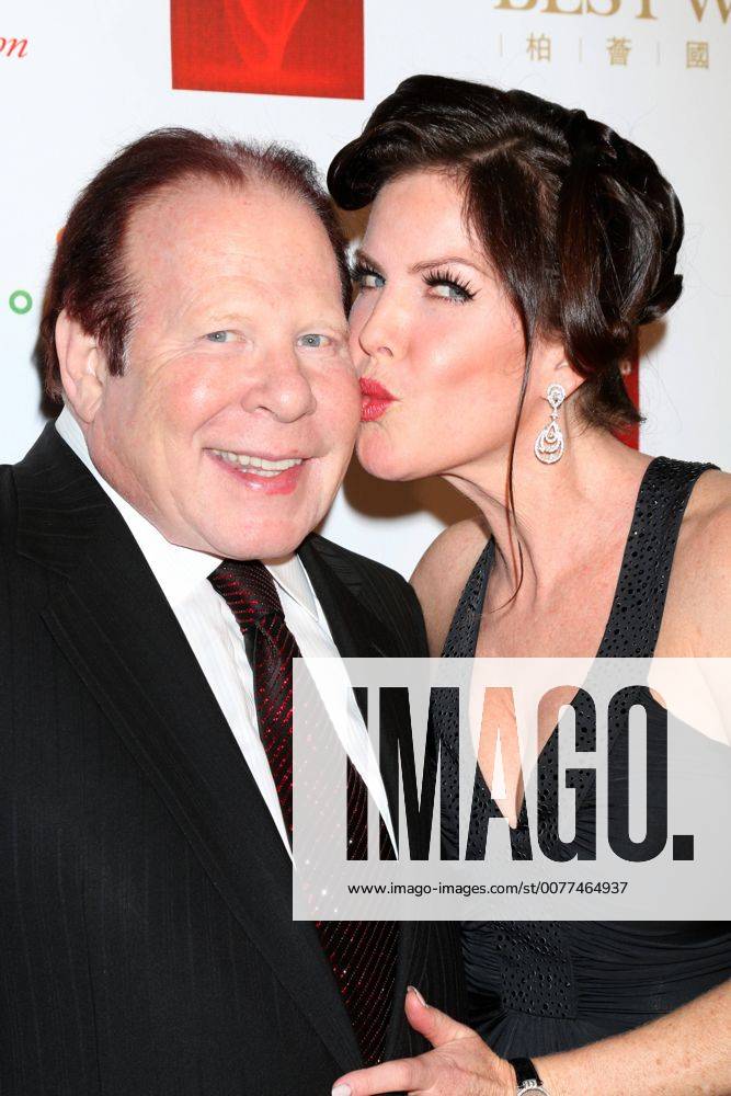 LOS ANGELES - FEB 26: Bob Lorsch, Kira Reed Lorsch at the Style Hollywood Oscar Viewing Dinner at Hollywood Museum on February 26, 2017 in Los Angeles, CA