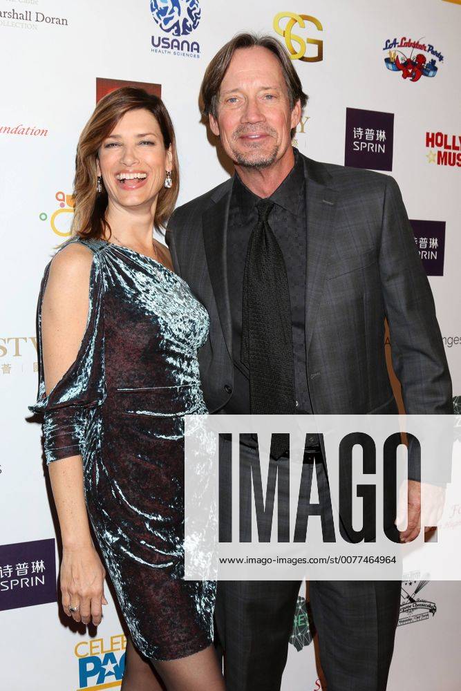 LOS ANGELES - FEB 26: Sam Sorbo, Kevin Sorbo at the Style Hollywood Oscar Viewing Dinner at Hollywood Museum on February 26, 2017 in Los Angeles, CA