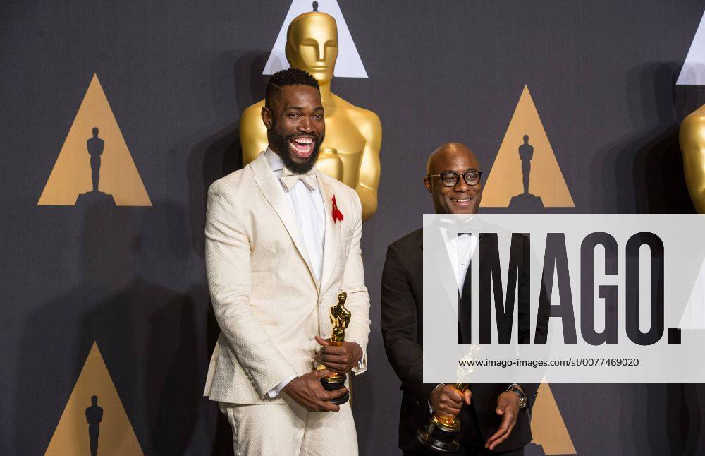 Writer Tarell Alvin McCraney (L) and director Barry Jenkins, winners of Best Picture Moonlight , pose at press room of the 89th Academy Awards at the Dolby Theater in Los Angeles, the United States, on Feb. 26, 2017. ) (zjy) U.S.-LOS ANGELES-OSCAR-AWARD YangxLei